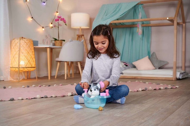 PAMPER PETZ ZESTAW Z WANNĄ INTERAKTYWNY PIESEK HUSKY PIJE SIKA + BUTELECZKA