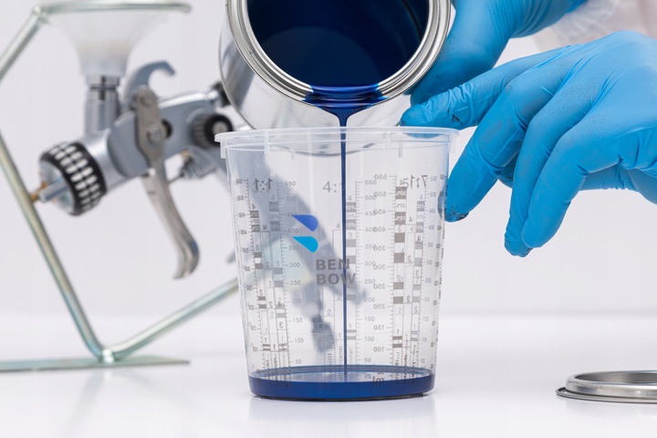 25x KUBEK LAKIERNICZY Z PODZIAŁKĄ 680ml + 3P