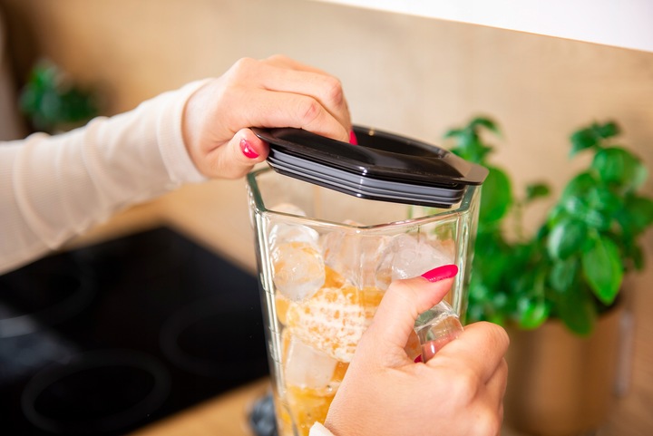 Blender kielichowy szklany 1200W First Austria