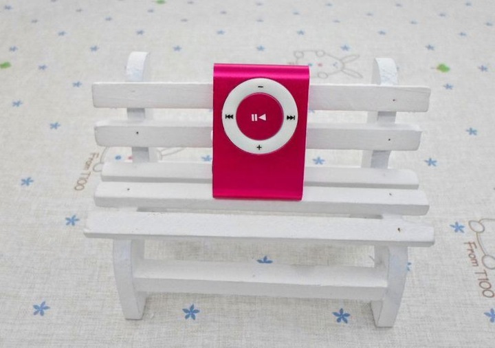 ODTWARZACZ MP3 KLIPS SŁUCHAWKI + KARTA SD 8GB