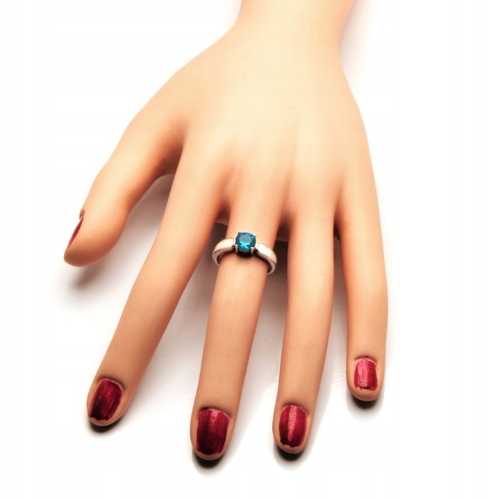 Pierścionek Srebrny z Błękitną Cyrkonią i Opalem