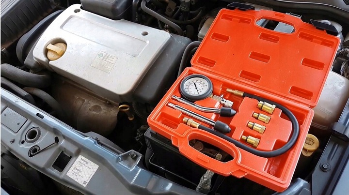 MIERNIK TESTER CIŚNIENIA SPRĘŻANIA POZIOMU KOMPRESJI WTRYSKU SILNIK BENZYNA