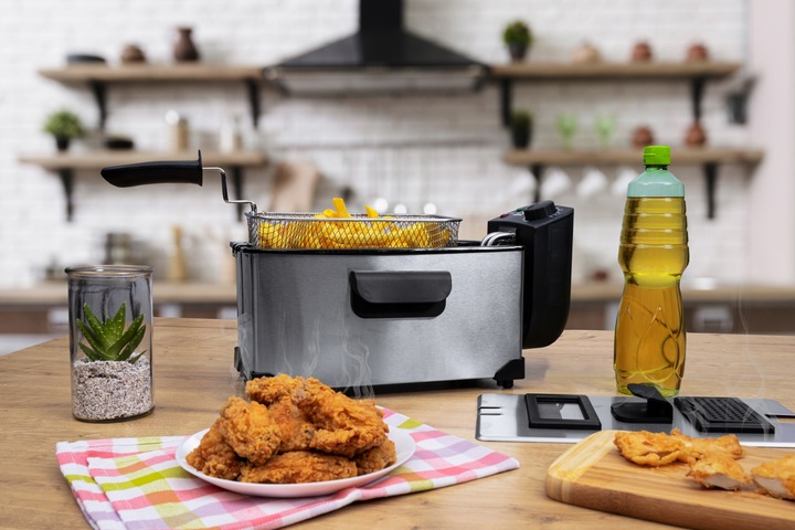 FRYTKOWNICA FRYTOWNICA POJEMNA 3,0L MOC 2200 INOX