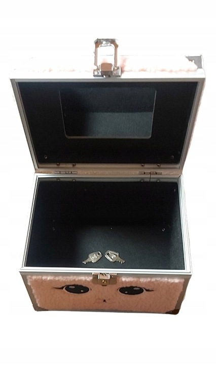 Kosmetyczka walizka dziecięca z produktami do makijażu I Love My Style 32