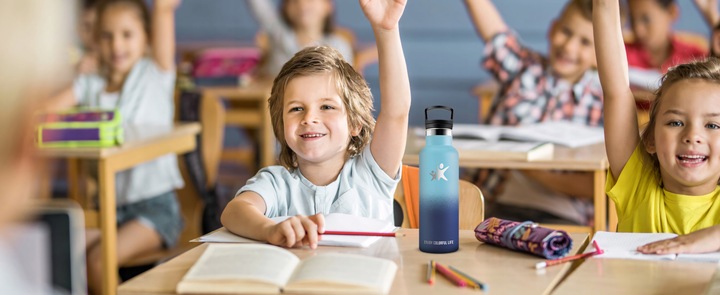 TERMOS BUTELKA TERMICZNA KUBEK NA KAWĘ HERBATĘ ZE SŁOMKĄ WIŚNIOWY 750ML