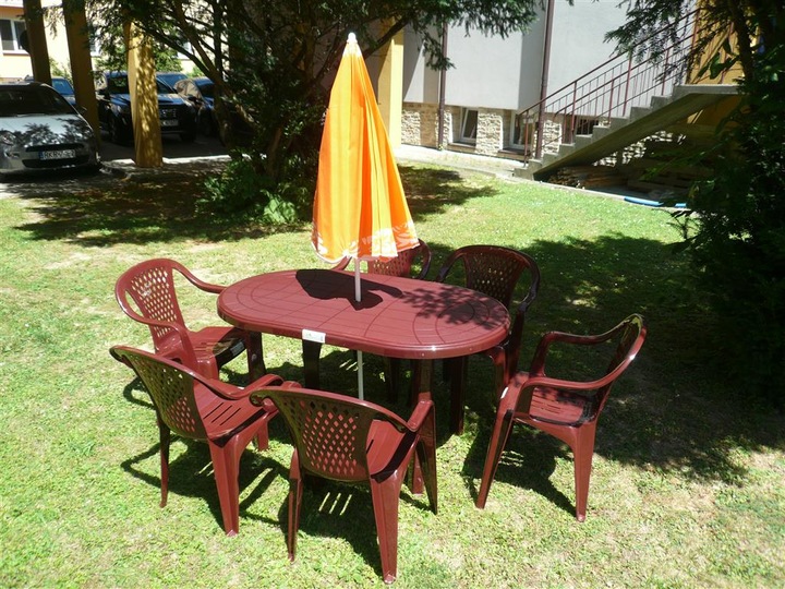 ZESTAW BORDOWY MEBLE OGRODOWE MEBLI OGRODOWYCH 6+1 KRZESŁA STÓŁ PARASOL