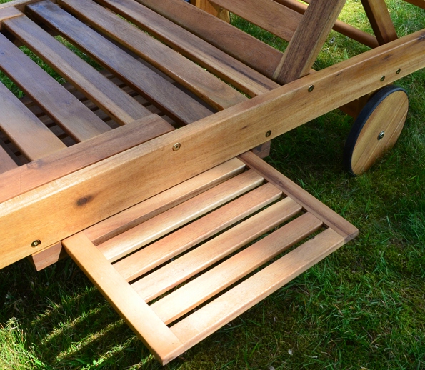 Leżak Leżanka Ogrodowy Drewniany HECHT Resort A Tropikalne Drewno Akacjowe