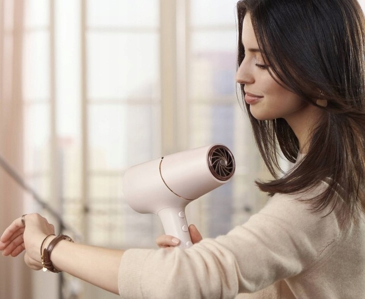 MOCNA SUSZARKA DO WŁOSÓW PHILIPS Z JONIZACJĄ BHD53000