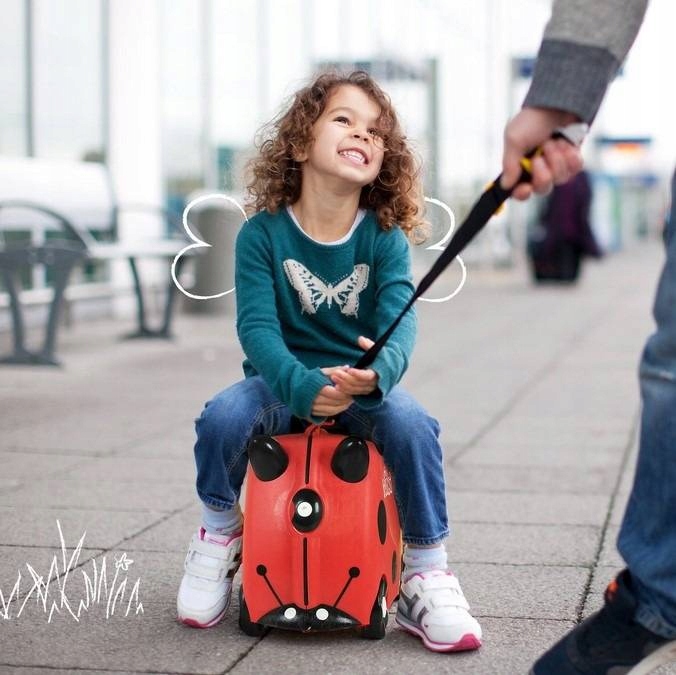 Walizka Trunki dla dzieci jeździk do ciągnięcia