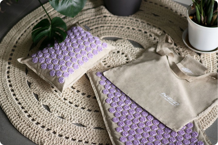 MATA DO AKUPRESURY Z KOLCAMI + PODUSZKA + TORBA