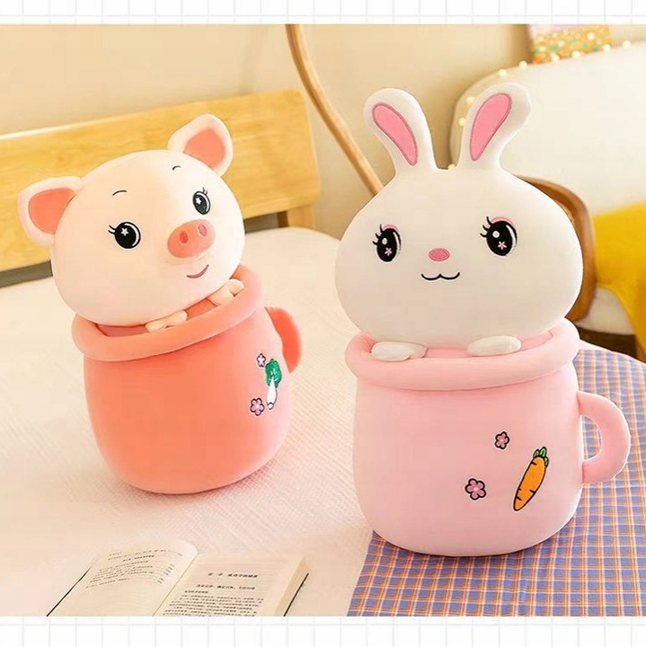 ŚWINKA W KUBKU PLUSZAK MASKOTKA Zabawka dla Dzieci 40 CM