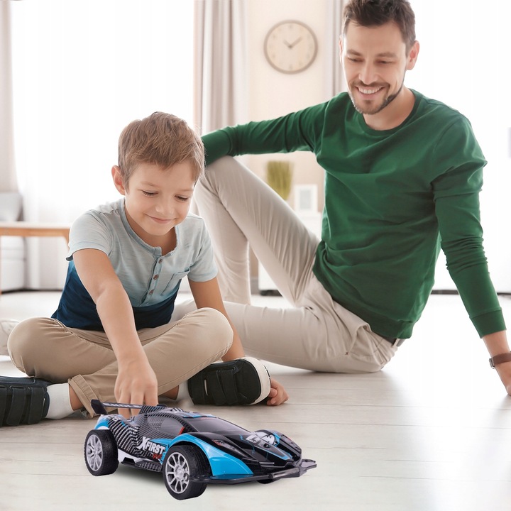 SAMOCHÓD WYŚCIGOWY AUTO KASKADER ŁADOWARKA ZDALNIE STEROWANY WYSCIGÓWKA USB