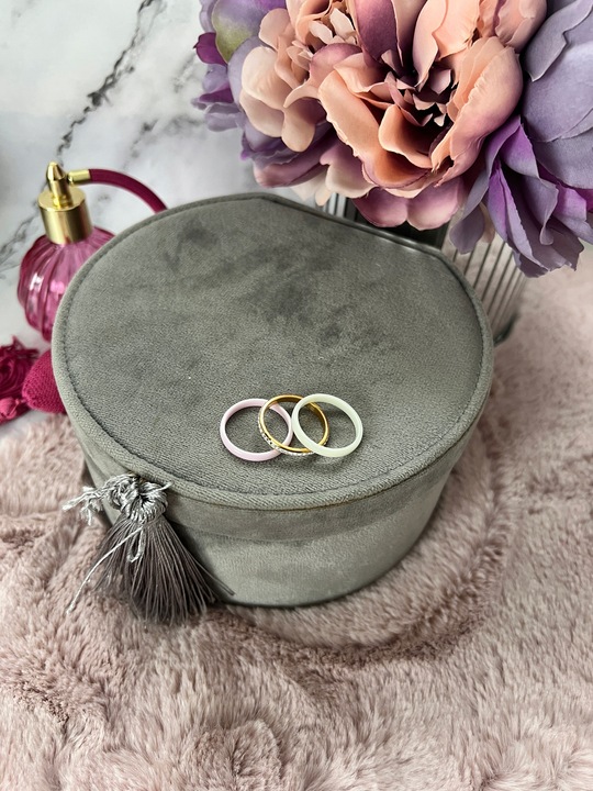 1520 Komplet 3 pierścionków ceramicznych CYRKONIE r 6/16mm sta