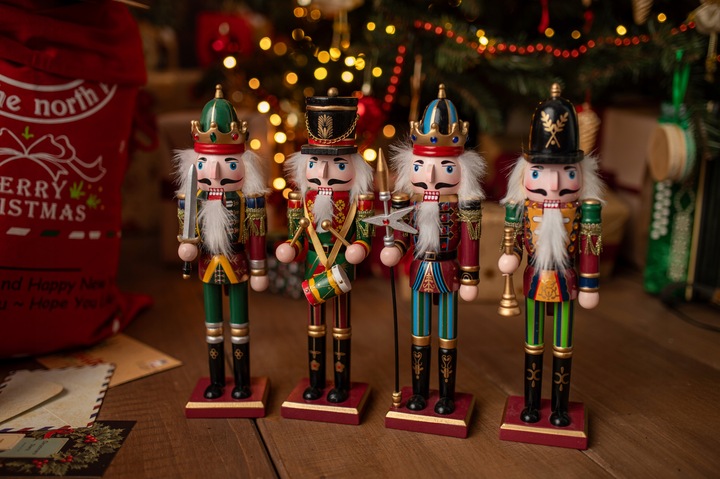 ŚWIĄTECZNE FIGURKI DZIADEK DO ORZECHÓW DUŻY DREWNIANY OZDOBA NA PODSTAWCE