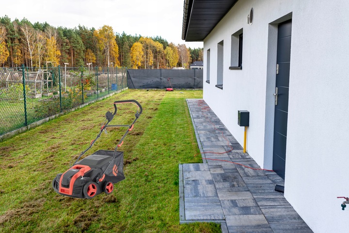 MOCNY AERATOR WERTYKULATOR ELEKTRYCZNY KOSZ 55L 3w1 40cm AREATOR FAWORYT