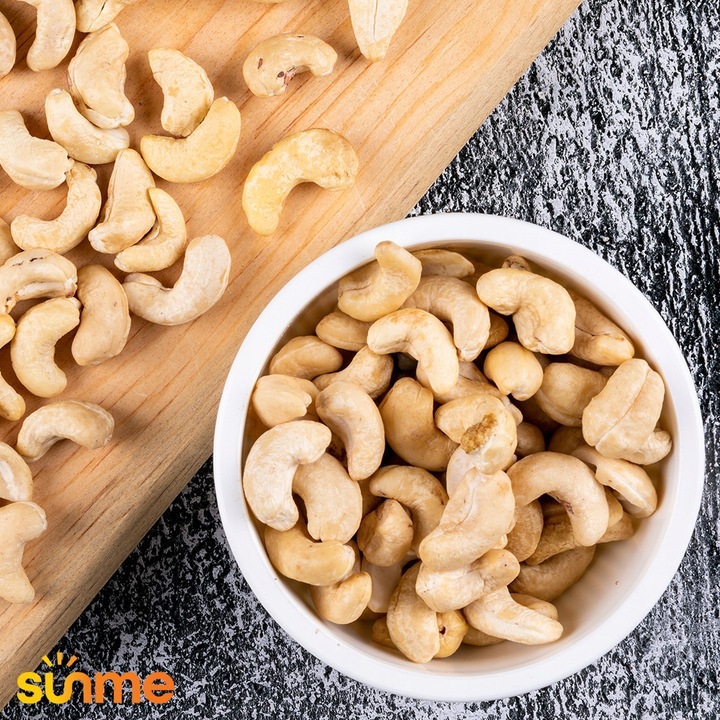 Orzechy nerkowca cały 1kg ORZECH NERKOWCA NERKOWCE CAŁE wysoka JAKOŚĆ 1000g