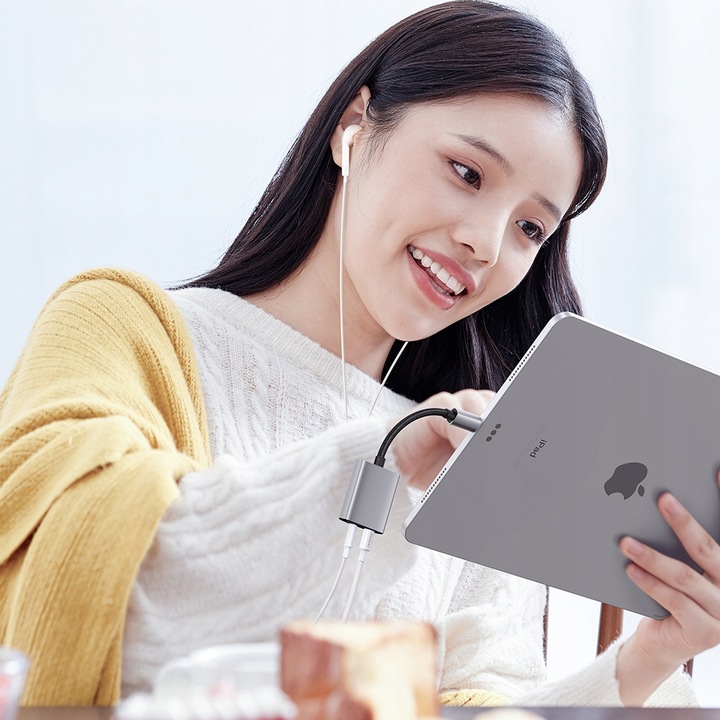 MCDODO PRZEJŚCIÓWKA ADAPTER LIGHTNING MINI JACK 3,5MM KABEL DO IPHONE 13 14