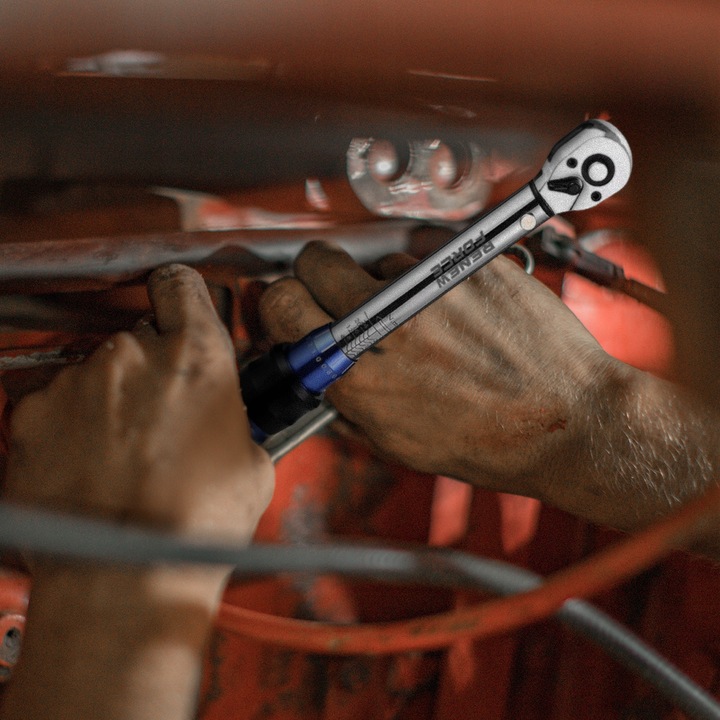 MOCNY Klucz Dynamometryczny z Blokadą Skala 1-2" 10-60nm Etui WYSOKA JAKOŚĆ