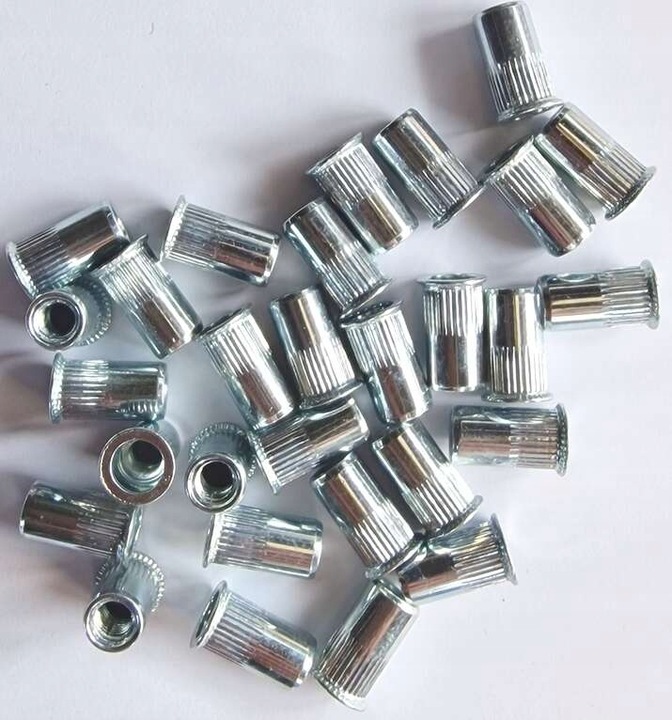 OSŁONA DO PANELI OGRODZENIOWYCH 123 x250 44/62 ANTRACYT Cały kpl+instrukcja