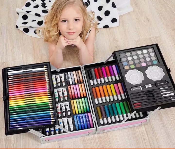 ZESTAW ARTYSTYCZNY DO MALOWANIA W WALIZCE 145 ELEM