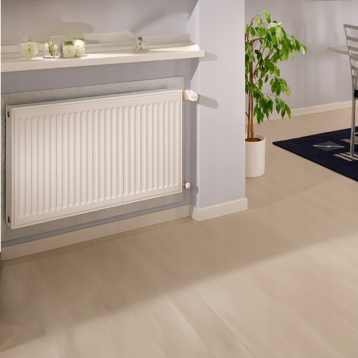 Ekran Zagrzejnikowy 10m Mata Pianka Aluminiowa Izolacyjna Odbija Ciepło Alu