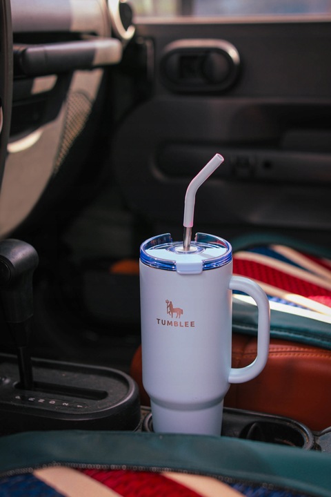 KUBEK TERMICZNY ZE SŁOMKĄ NA KAWĘ HERBATĘ DO SAMOCHODU SZCZELNY 1200 ml