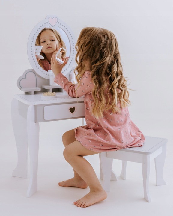 Drewniana toaletka dla dziewczynki z krzesełkiem lustro akcesoria szuflada