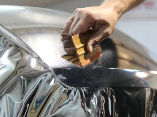 FOLIA OKLEINA LUSTRZANA CHROM SREBRNA 152cmx50cm