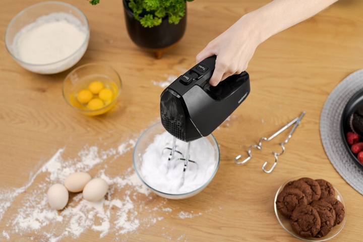 MIKSER RĘCZNY ZELMER LEKKI ROBOT KUCHENNY 5 BIEGÓW 4 KOŃCÓWKI TURBO 750W