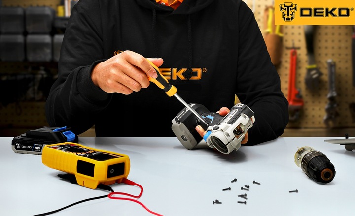 MŁOT UDAROWY MŁOTOWIERTARKA AKUMULATOROWA UDAR SDS+ AKU WIERTŁA DEKO 3J