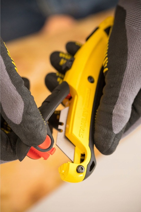 STANLEY Nóż z ostrzem chowanym FatMax 7-10-778