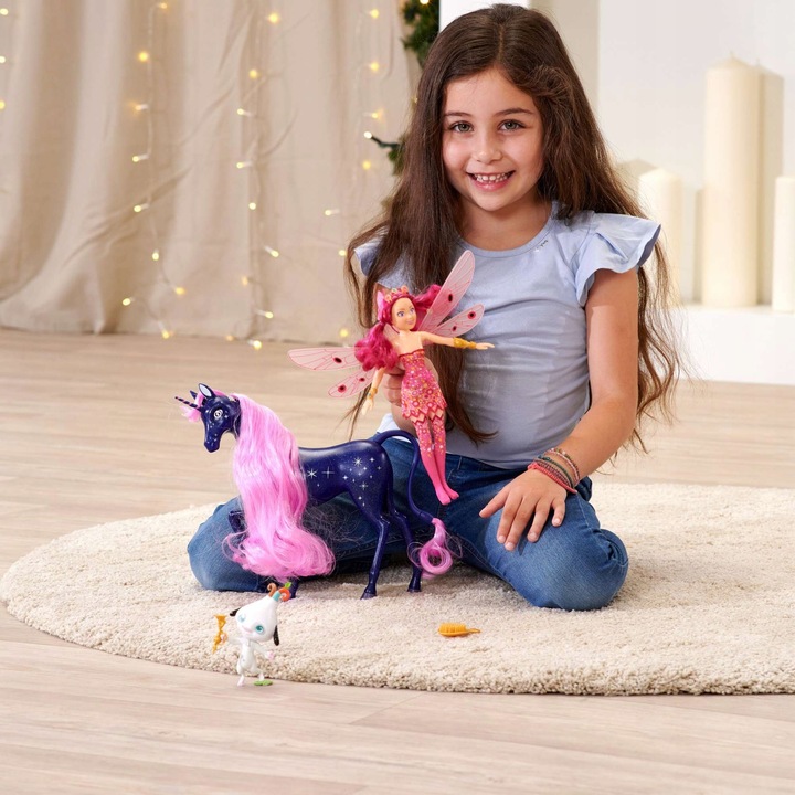 MIA I JA FIGURKA GWIEZDNY JEDNOROŻEC FIGURKA Z BAJKI ŚWIECĄCY W CIEMNOŚCI