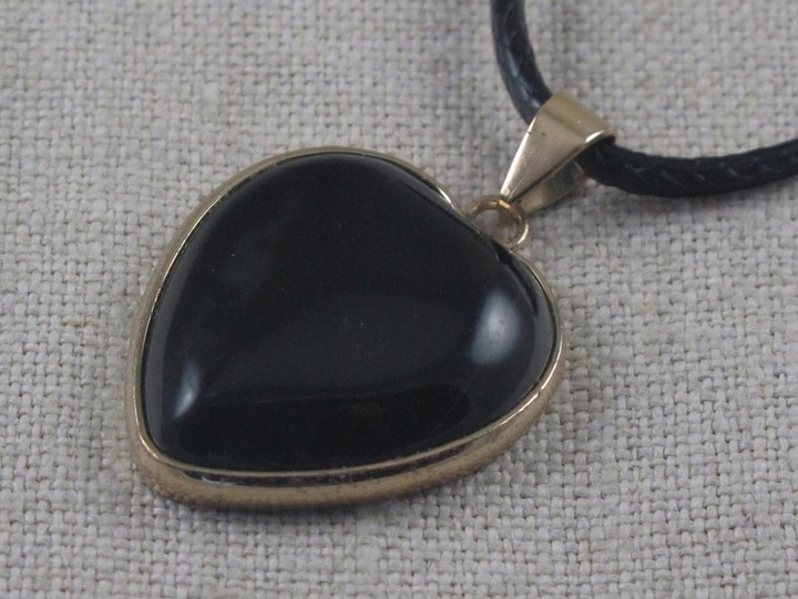 WISIOREK kamień ONYKS CZARNY serce 25mm [W1073]