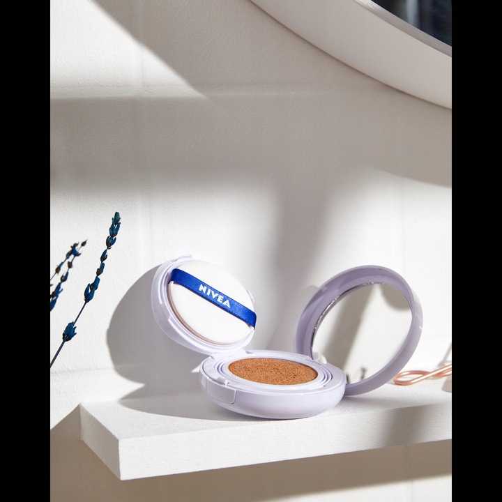 NIVEA Cellular Krem-podkład w poduszce kolor naturalny 15ML
