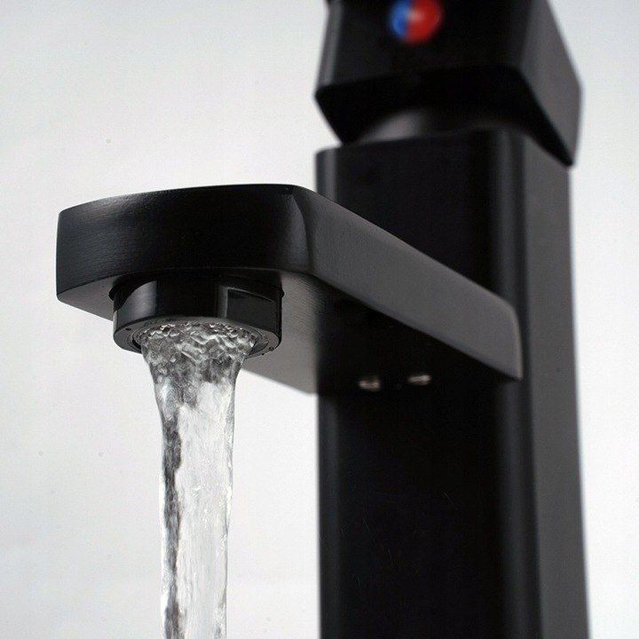 CZARNA BATERIA UMYWALKOWA STOJĄCA ŁAZIENKOWA CUBIC LOFT KRAN DO UMYWALKI