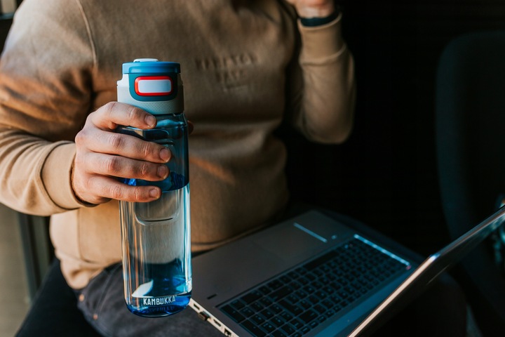 Butelka na wodę Kambukka Elton Niagara Blue 1000ml