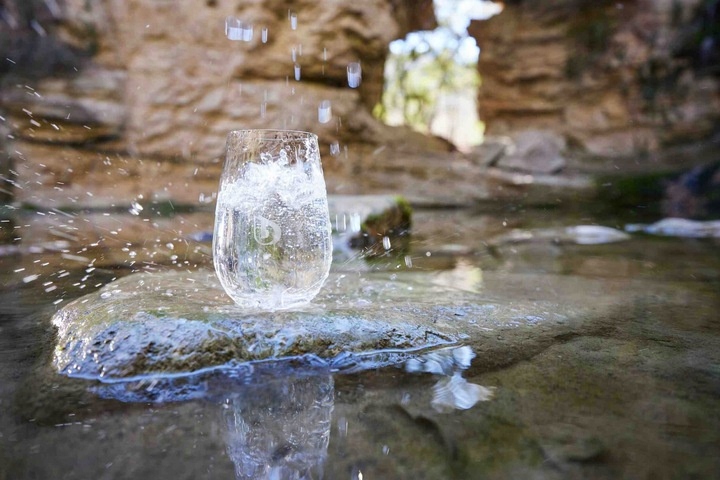 Dzbanek filtrujący BWT AQUAlizer 2,6 L, 4x wkład Mg2+ miękka woda BWT