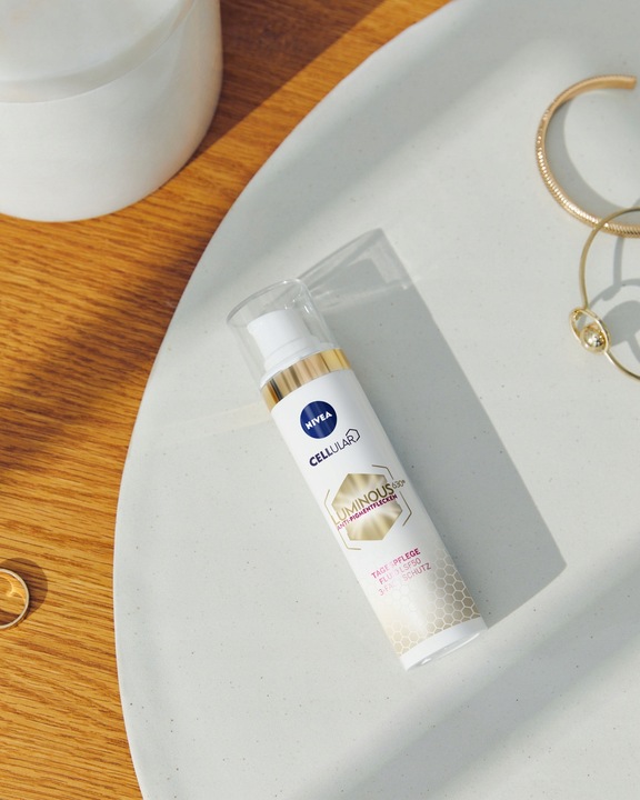 NIVEA CELLULAR LUMINOUS 630 Krem na przebarwienia plamy z filtrem SPF50