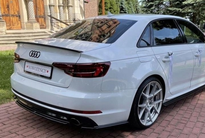 Emblemat Tył Czarny Audi A3, A4 B9, A6 C7, C8, Q3, Q5 200mm