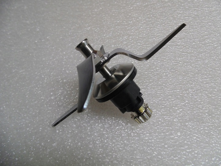 NÓŻ robot kuchenny AMBIANO Quigg KM2017WI CZESCI sam NÓŻ