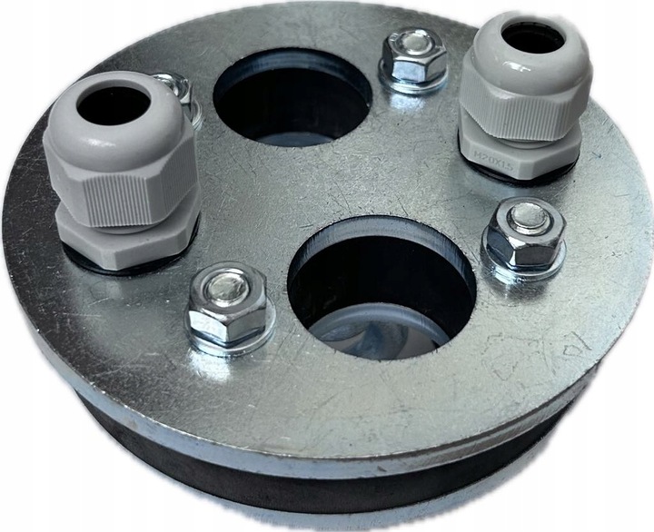 Głowica studzienna 125/32 x 2 na dwie pompy, Głowica do studni głębinowej