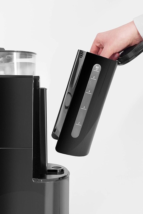 CASO ekspres do kawy przelewowy z młynkiem żarnowym