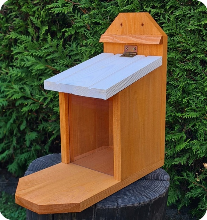 DOMEK DLA WIEWIÓREK, KARMNIK - z drewna. łatwy montaż - 3 kolory