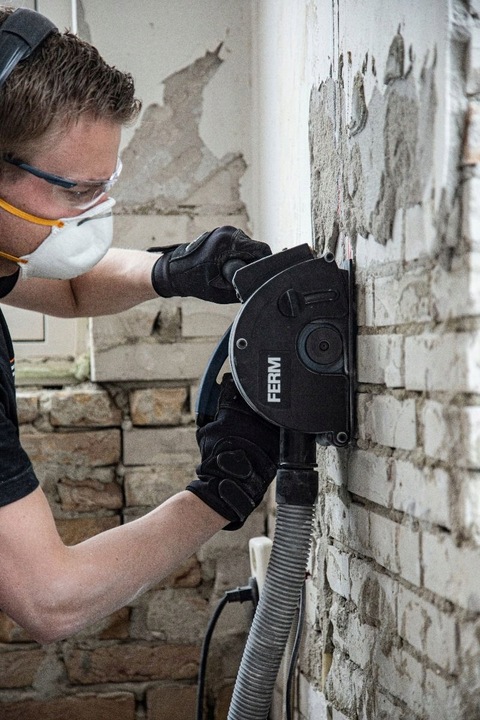 BRUZDOWNICA FERM 1700W, 125mm LASER ROLKA