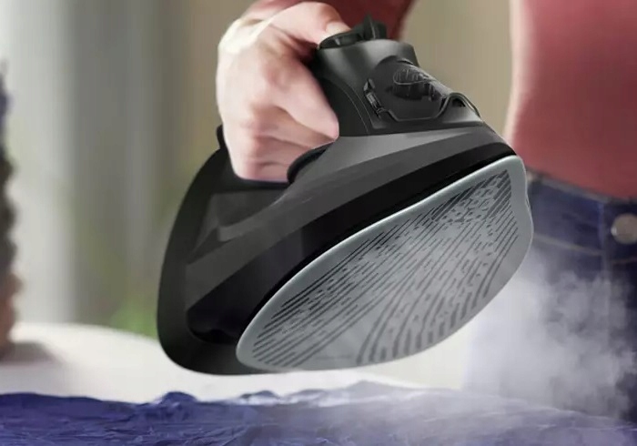 Żelazko Philips DST5040/80 SteamGlide Plus Azure czarne