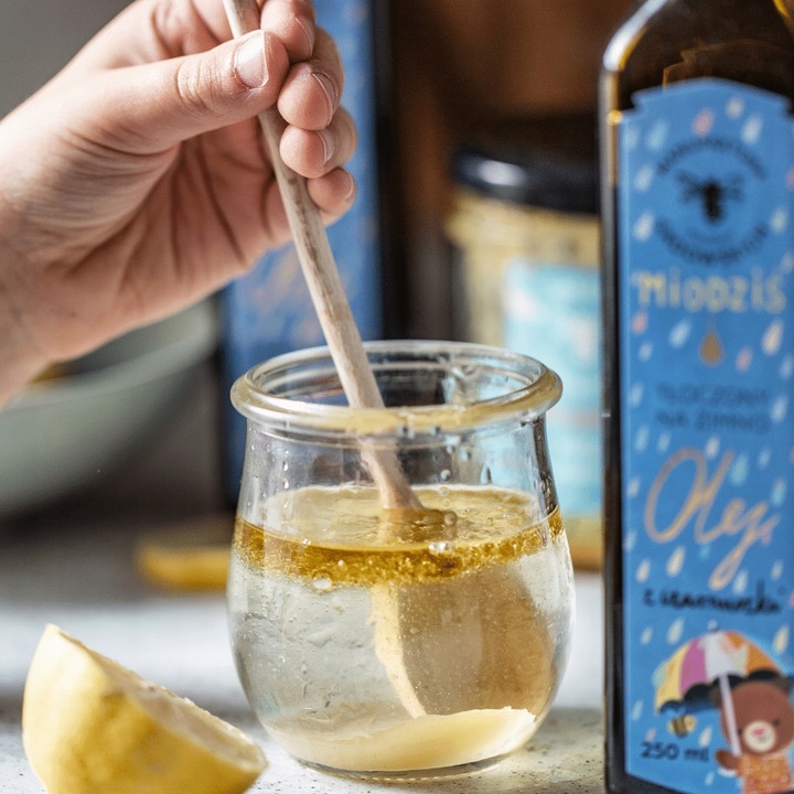 Miodziś Olej z czarnuszki dla dzieci 250 ml