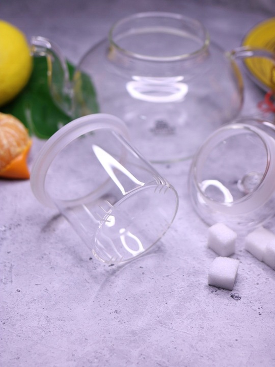 Dzbanek do zaparzania herbaty i zioł 620 ml Wilmax szkło termiczne