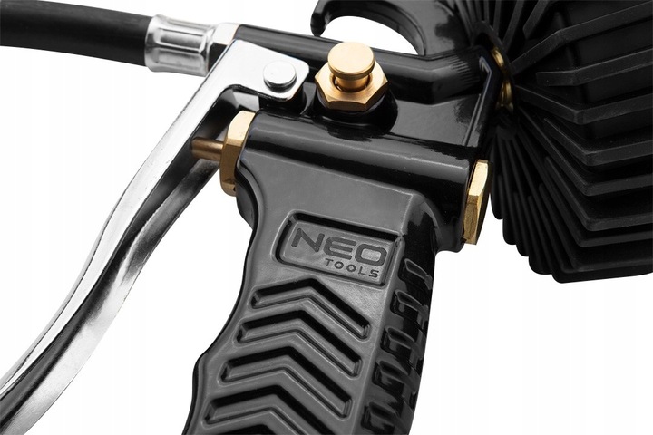 NEO PISTOLET DO POMPOWANIA KÓŁ Z MANOMETREM DŁUGA KONCÓWKA 12 BAR 14-716