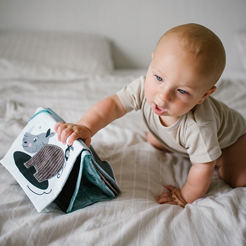 BABYONO Książeczka sensoryczna SAFARI 1564