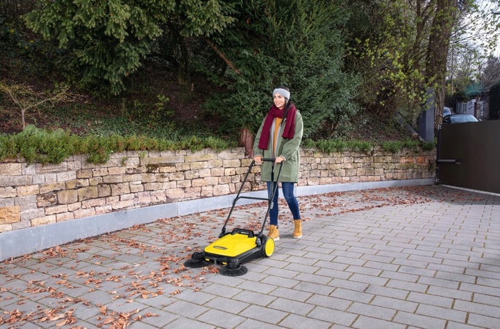 Zamiatarka Karcher S 4 Twin 2w1 1.766-365.0 Do mokrych zanieczyszczeń 20l